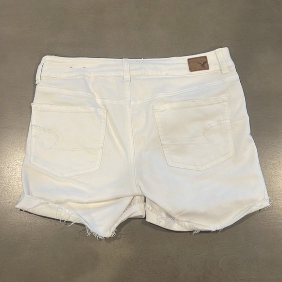 American Eagle White Stretch Midi Short - Picture 2 of 9